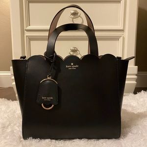 Kate Spade ♠️ Satchel Black with Zip Top